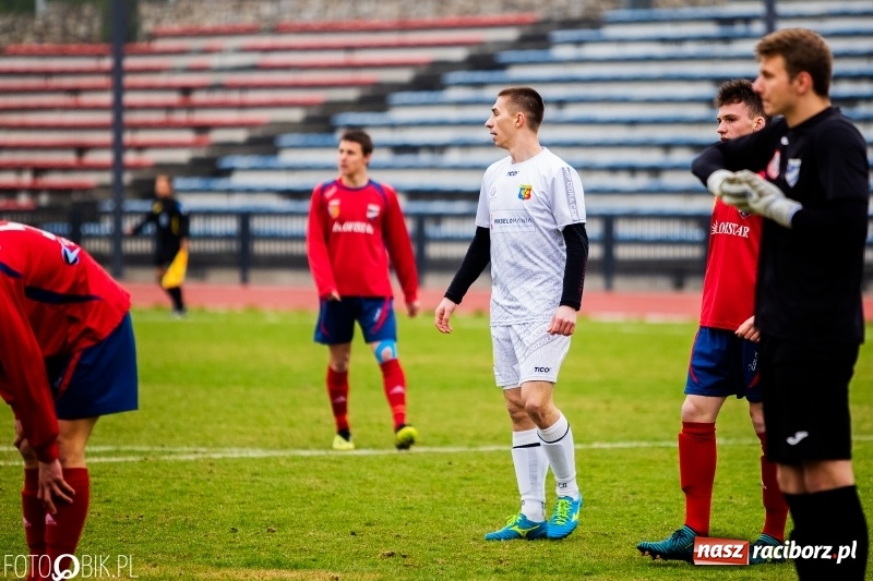 Zdjęcie w galerii na portalu naszraciborz.pl: Raciborska Unia wreszcie zwycięska wiadomości z regionu