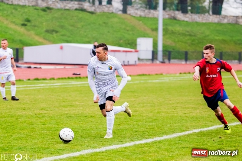 Zdjęcie w galerii na portalu naszraciborz.pl: Raciborska Unia wreszcie zwycięska wiadomości z regionu