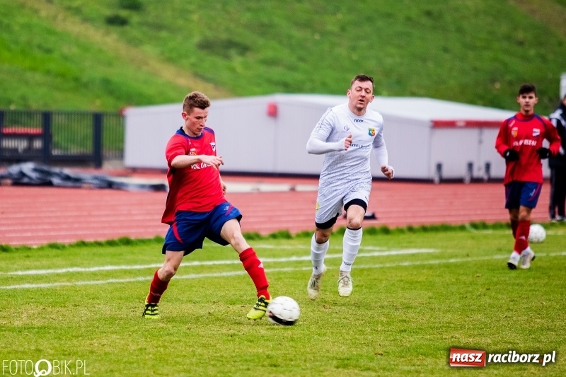 Zdjęcie w galerii na portalu naszraciborz.pl: Raciborska Unia wreszcie zwycięska wiadomości z regionu