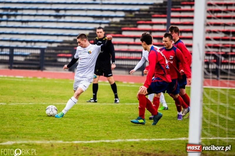 Zdjęcie w galerii na portalu naszraciborz.pl: Raciborska Unia wreszcie zwycięska wiadomości z regionu