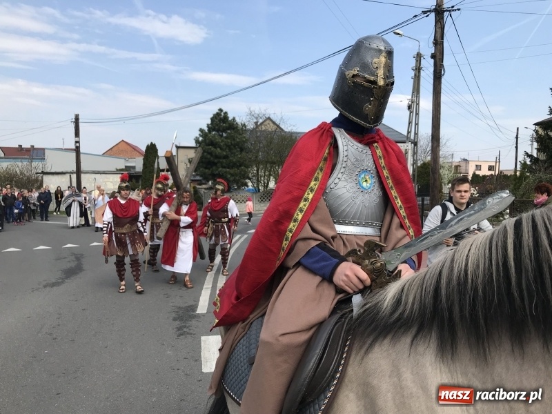 Zdjęcie w galerii na portalu naszraciborz.pl: Misterium Męki Pańskiej w Krzyżanowicach [FOTO i WIDEO]  wiadomości z regionu