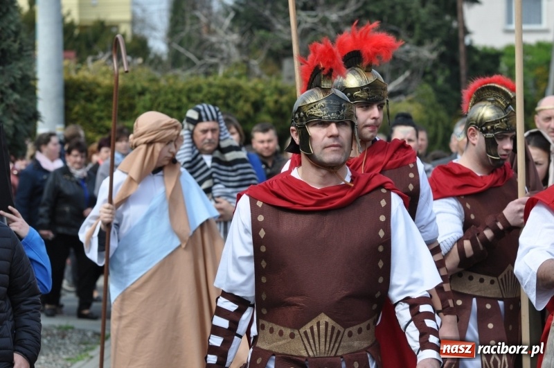 Zdjęcie w galerii na portalu naszraciborz.pl: Misterium Męki Pańskiej w Krzyżanowicach [FOTO i WIDEO]  wiadomości z regionu