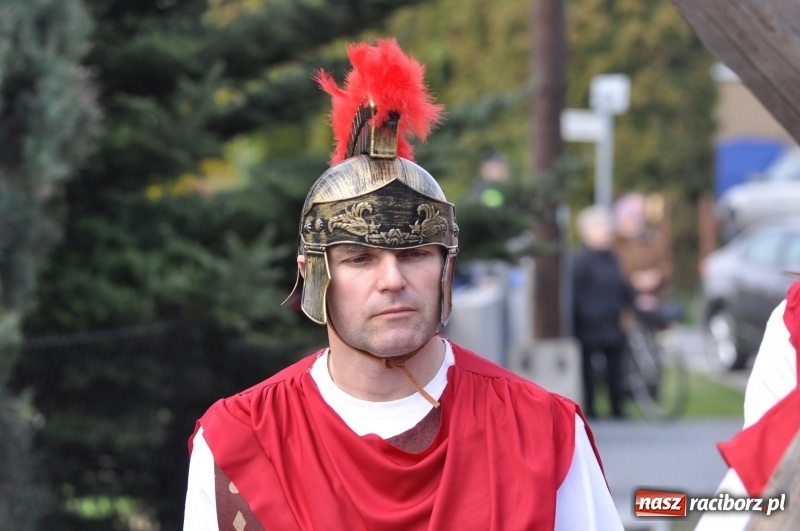 Zdjęcie w galerii na portalu naszraciborz.pl: Misterium Męki Pańskiej w Krzyżanowicach [FOTO i WIDEO]  wiadomości z regionu
