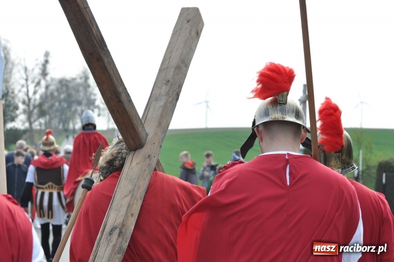 Zdjęcie w galerii na portalu naszraciborz.pl: Misterium Męki Pańskiej w Krzyżanowicach [FOTO i WIDEO]  wiadomości z regionu