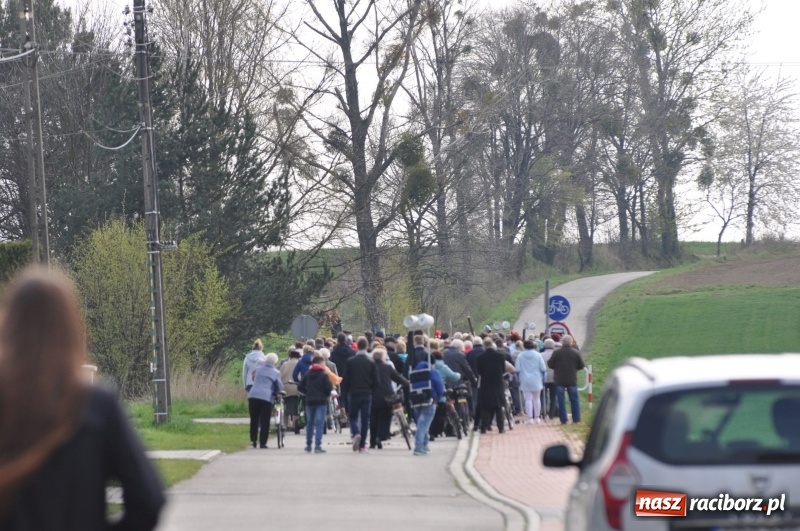Zdjęcie w galerii na portalu naszraciborz.pl: Misterium Męki Pańskiej w Krzyżanowicach [FOTO i WIDEO]  wiadomości z regionu