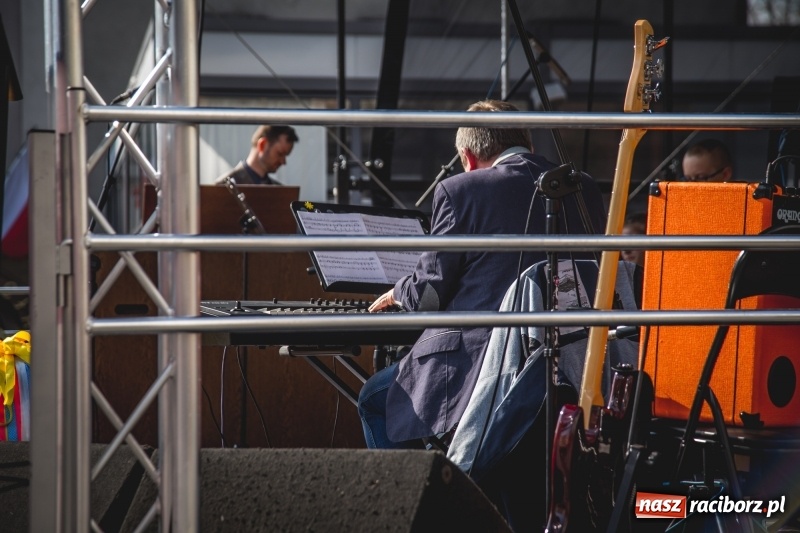 Zdjęcie w galerii na portalu naszraciborz.pl: Wielkanocny jarmark na raciborskim Rynku [FOTO] wiadomości z regionu