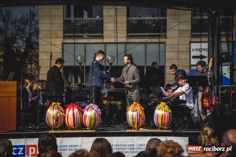 Zdjęcie w galerii na portalu naszraciborz.pl: Wielkanocny jarmark na raciborskim Rynku [FOTO] wiadomości z regionu