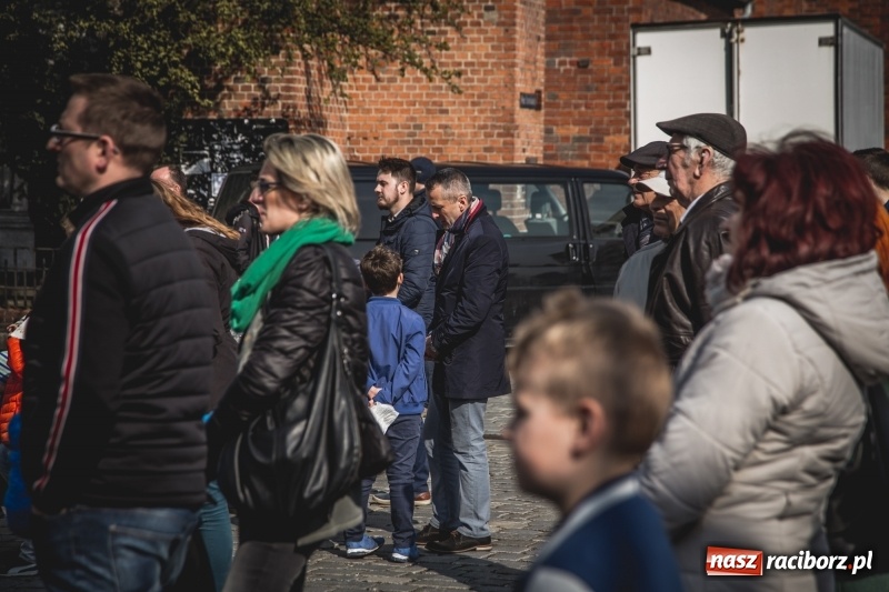 Zdjęcie w galerii na portalu naszraciborz.pl: Wielkanocny jarmark na raciborskim Rynku [FOTO] wiadomości z regionu