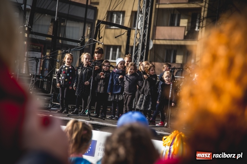 Zdjęcie w galerii na portalu naszraciborz.pl: Wielkanocny jarmark na raciborskim Rynku [FOTO] wiadomości z regionu