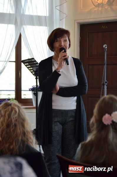 Zdjęcie w galerii na portalu naszraciborz.pl: Wiosenne śpiewanie przy Kossakach [FOTO] wiadomości z regionu