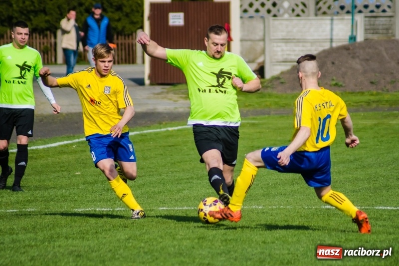 Zdjęcie w galerii na portalu naszraciborz.pl: Klasyczny hat-trick Kowalczyka na kuźniańską Stal styka [FOTO] wiadomości z regionu