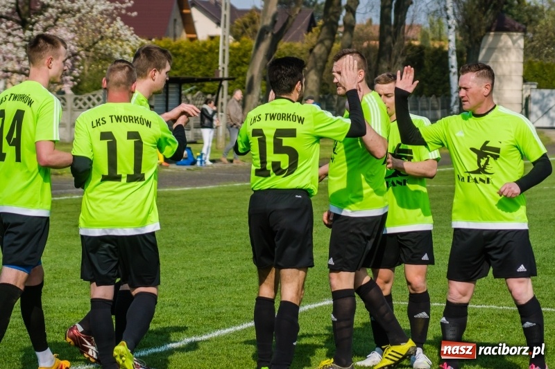 Zdjęcie w galerii na portalu naszraciborz.pl: Klasyczny hat-trick Kowalczyka na kuźniańską Stal styka [FOTO] wiadomości z regionu