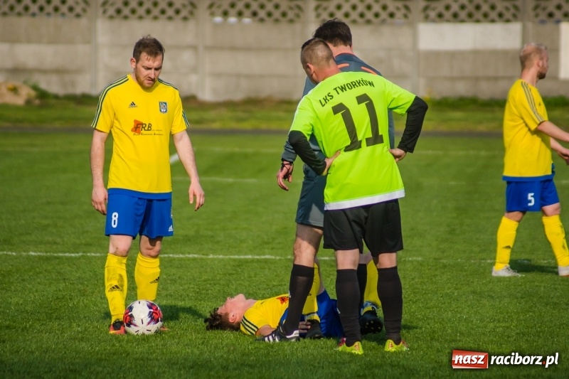 Zdjęcie w galerii na portalu naszraciborz.pl: Klasyczny hat-trick Kowalczyka na kuźniańską Stal styka [FOTO] wiadomości z regionu