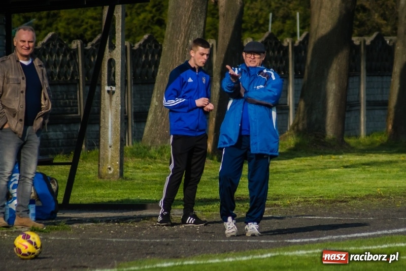 Zdjęcie w galerii na portalu naszraciborz.pl: Klasyczny hat-trick Kowalczyka na kuźniańską Stal styka [FOTO] wiadomości z regionu