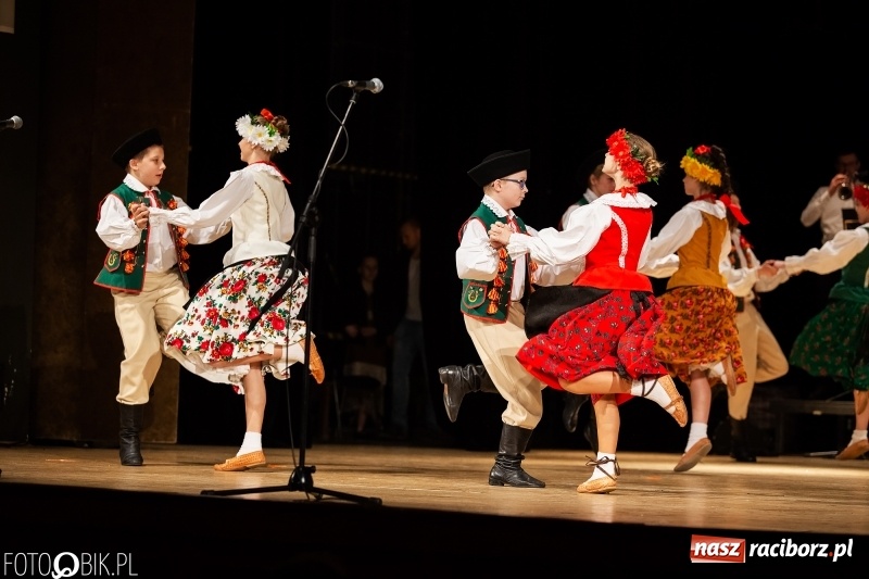 Zdjęcie w galerii na portalu naszraciborz.pl: Koncert charytatywny Źródła na rzecz Zosi wiadomości z regionu