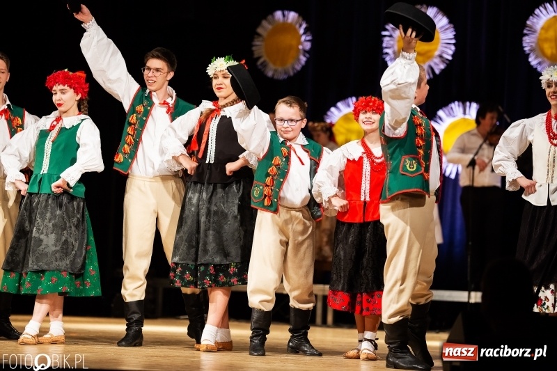 Zdjęcie w galerii na portalu naszraciborz.pl: Koncert charytatywny Źródła na rzecz Zosi wiadomości z regionu