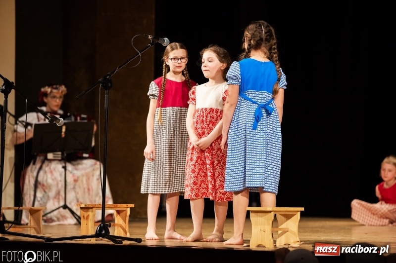 Zdjęcie w galerii na portalu naszraciborz.pl: Koncert charytatywny Źródła na rzecz Zosi wiadomości z regionu