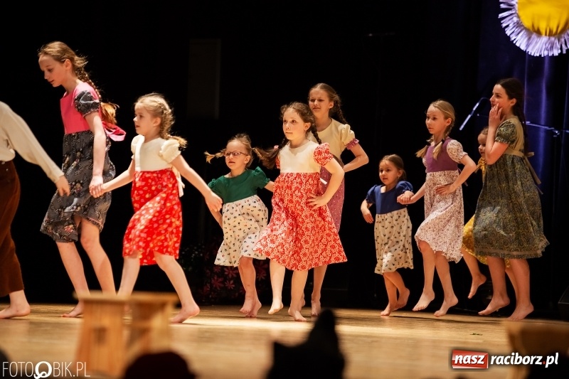 Zdjęcie w galerii na portalu naszraciborz.pl: Koncert charytatywny Źródła na rzecz Zosi wiadomości z regionu