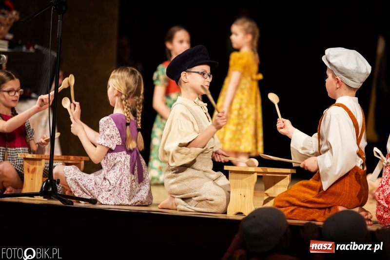 Zdjęcie w galerii na portalu naszraciborz.pl: Koncert charytatywny Źródła na rzecz Zosi wiadomości z regionu