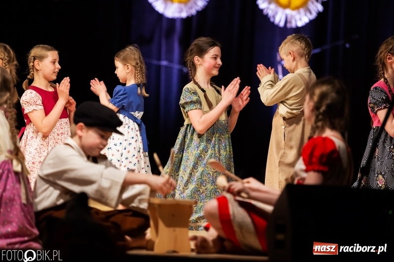 Zdjęcie w galerii na portalu naszraciborz.pl: Koncert charytatywny Źródła na rzecz Zosi wiadomości z regionu