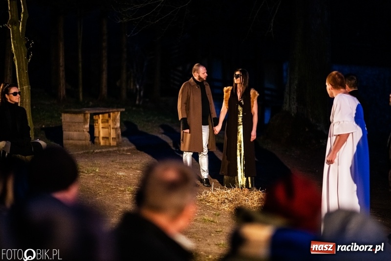 Zdjęcie w galerii na portalu naszraciborz.pl: Spektakl Sen Nocy Letniej w Amfiteatrze Buk w Rudach wiadomości z regionu