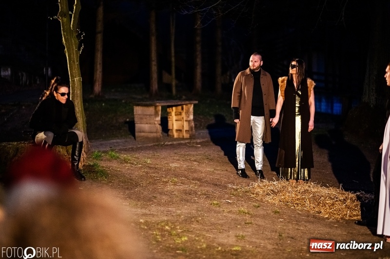 Zdjęcie w galerii na portalu naszraciborz.pl: Spektakl Sen Nocy Letniej w Amfiteatrze Buk w Rudach wiadomości z regionu