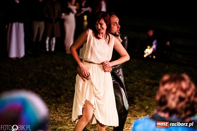 Zdjęcie w galerii na portalu naszraciborz.pl: Spektakl Sen Nocy Letniej w Amfiteatrze Buk w Rudach wiadomości z regionu