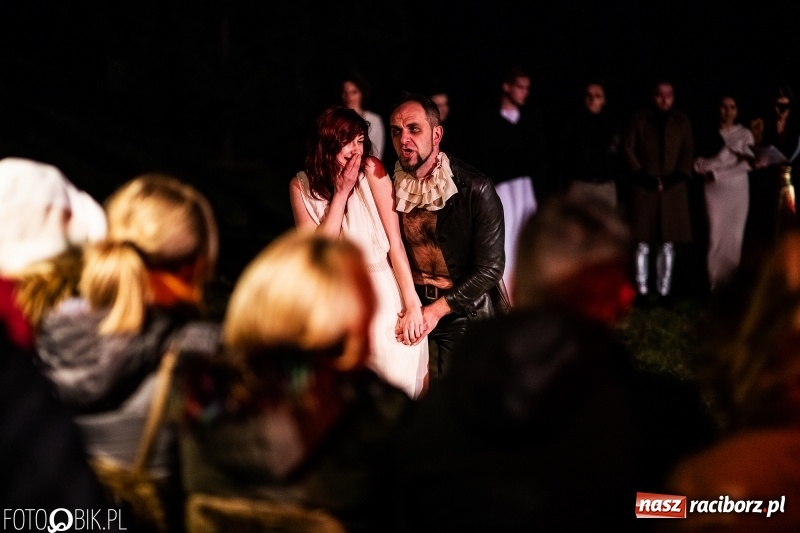 Zdjęcie w galerii na portalu naszraciborz.pl: Spektakl Sen Nocy Letniej w Amfiteatrze Buk w Rudach wiadomości z regionu