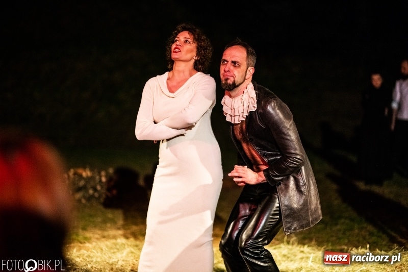 Zdjęcie w galerii na portalu naszraciborz.pl: Spektakl Sen Nocy Letniej w Amfiteatrze Buk w Rudach wiadomości z regionu