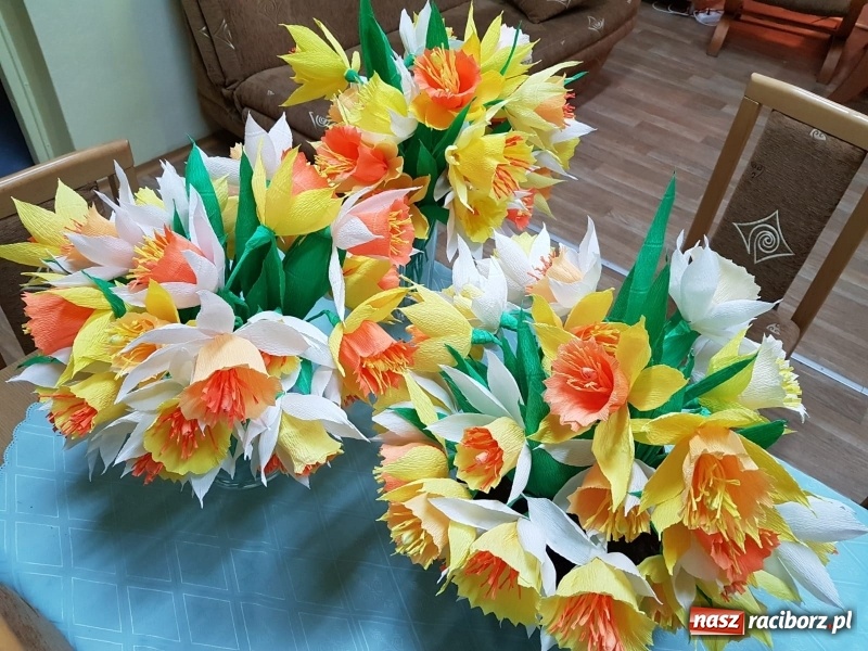 Zdjęcie w galerii na portalu naszraciborz.pl: Pomagają i wspierają wiadomości z regionu