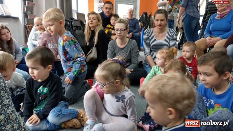 Zdjęcie w galerii na portalu naszraciborz.pl: Wielkanocny koszyk w Klubie Malucha wiadomości z regionu