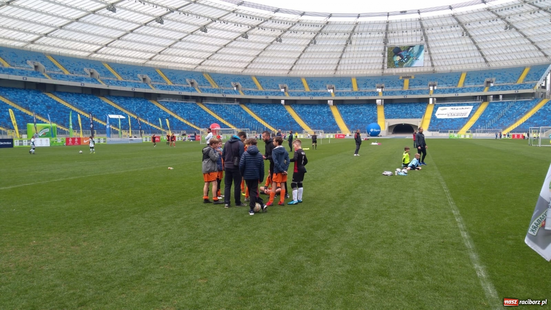 Zdjęcie w galerii na portalu naszraciborz.pl: Puchar Tymbarku. Dobry występ zawodników SP 15 wiadomości z regionu