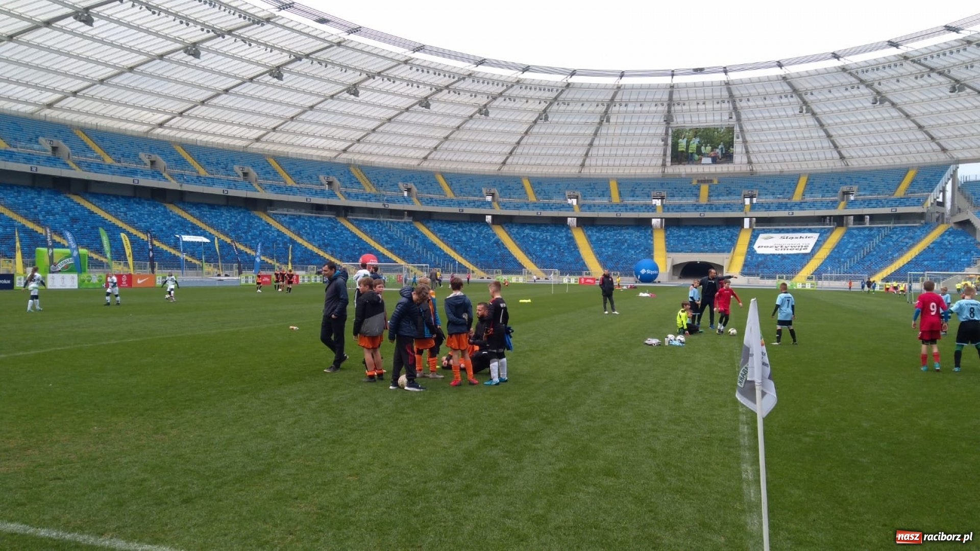 Zdjęcie w galerii na portalu naszraciborz.pl: Puchar Tymbarku. Dobry występ zawodników SP 15 wiadomości z regionu