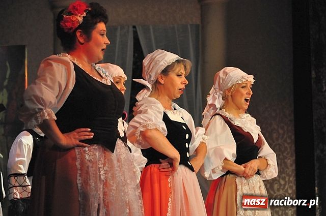 Zdjęcie w galerii na portalu naszraciborz.pl: Hrabina Marica na dobry początek wiadomości z regionu