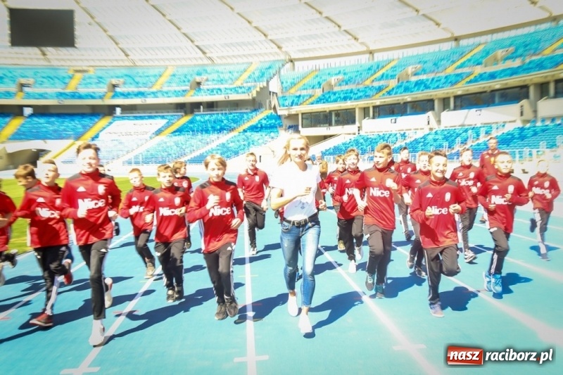 Zdjęcie w galerii na portalu naszraciborz.pl: Justyna Święty-Ersetic została ambasadorką [FOTO] wiadomości z regionu