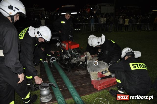 Zdjęcie w galerii na portalu naszraciborz.pl: Puchary dla Rudyszwałdu i Makowa wiadomości z regionu