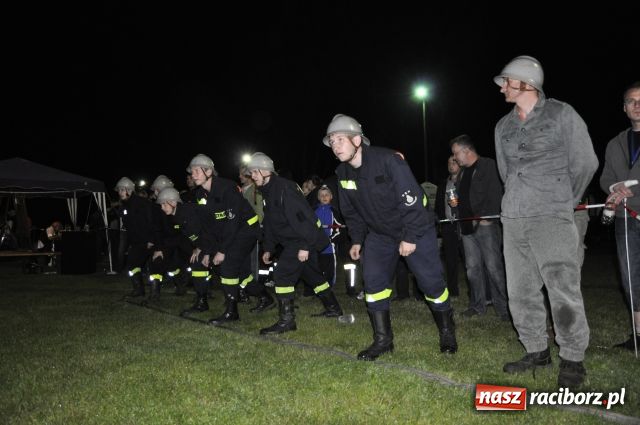 Zdjęcie w galerii na portalu naszraciborz.pl: Puchary dla Rudyszwałdu i Makowa wiadomości z regionu