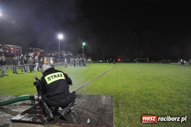 Zdjęcie w galerii na portalu naszraciborz.pl: Puchary dla Rudyszwałdu i Makowa wiadomości z regionu