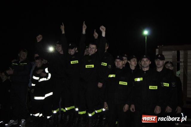 Zdjęcie w galerii na portalu naszraciborz.pl: Puchary dla Rudyszwałdu i Makowa wiadomości z regionu