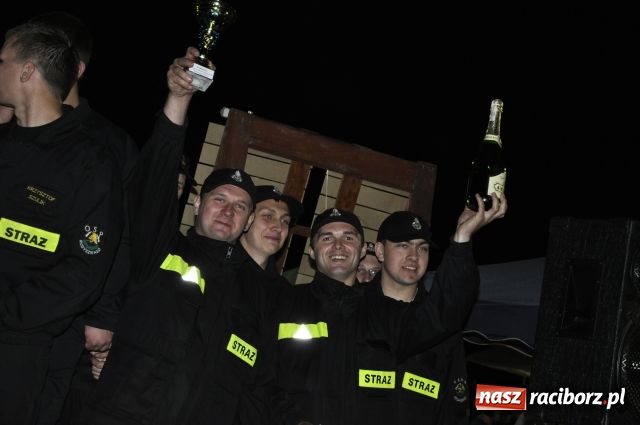 Zdjęcie w galerii na portalu naszraciborz.pl: Puchary dla Rudyszwałdu i Makowa wiadomości z regionu