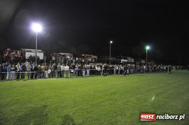 Zdjęcie w galerii na portalu naszraciborz.pl: Puchary dla Rudyszwałdu i Makowa wiadomości z regionu