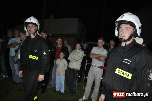 Zdjęcie w galerii na portalu naszraciborz.pl: Puchary dla Rudyszwałdu i Makowa wiadomości z regionu