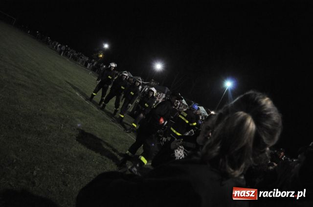 Zdjęcie w galerii na portalu naszraciborz.pl: Puchary dla Rudyszwałdu i Makowa wiadomości z regionu