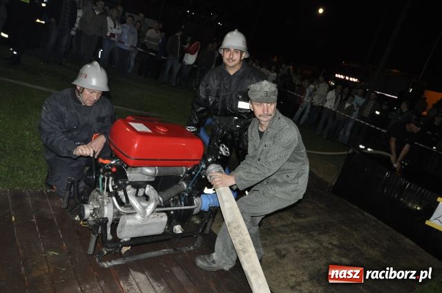 Zdjęcie w galerii na portalu naszraciborz.pl: Puchary dla Rudyszwałdu i Makowa wiadomości z regionu