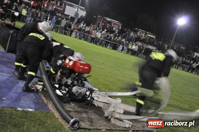 Zdjęcie w galerii na portalu naszraciborz.pl: Puchary dla Rudyszwałdu i Makowa wiadomości z regionu