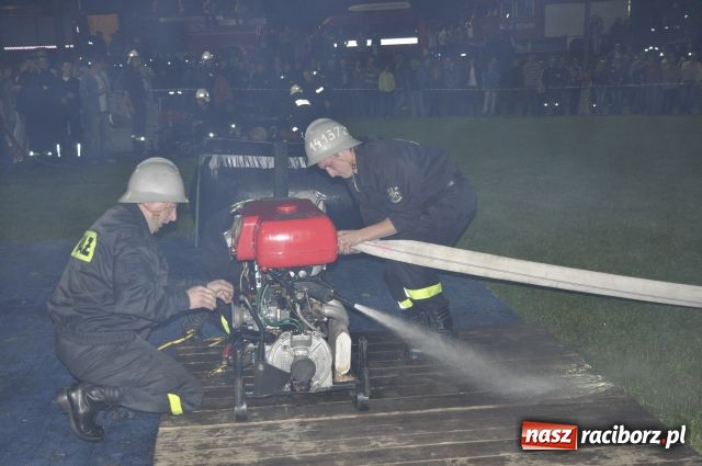Zdjęcie w galerii na portalu naszraciborz.pl: Puchary dla Rudyszwałdu i Makowa wiadomości z regionu