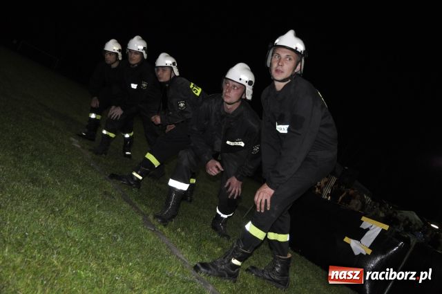 Zdjęcie w galerii na portalu naszraciborz.pl: Puchary dla Rudyszwałdu i Makowa wiadomości z regionu