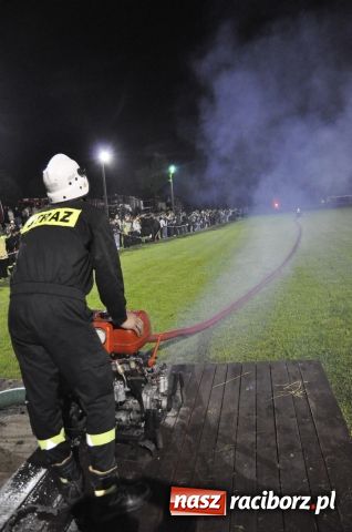 Zdjęcie w galerii na portalu naszraciborz.pl: Puchary dla Rudyszwałdu i Makowa wiadomości z regionu