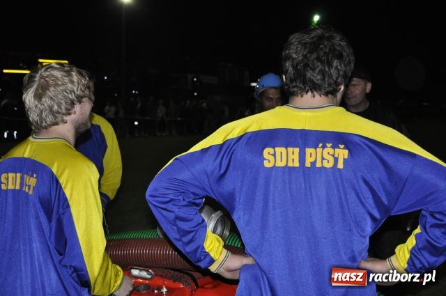 Zdjęcie w galerii na portalu naszraciborz.pl: Puchary dla Rudyszwałdu i Makowa wiadomości z regionu