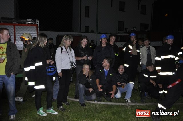 Zdjęcie w galerii na portalu naszraciborz.pl: Puchary dla Rudyszwałdu i Makowa wiadomości z regionu